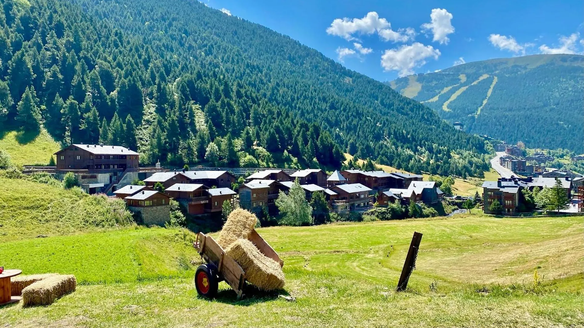 Paisajes De Ensueno En Magnifico Duplex, Siscaro 310 - Hut-8217 Apartment Incles